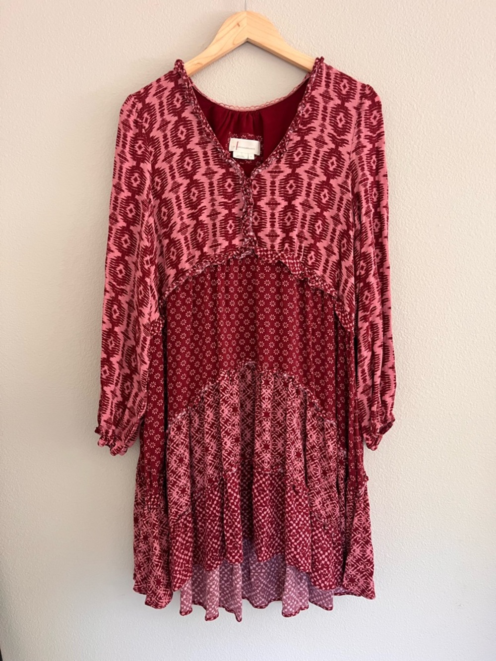 By Anthropologie Tiered V-Neck Boho Prairie Dress L Red Mixed Print Cottagecore